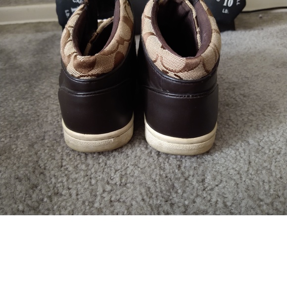 BEAUTIFUL HI-TOP COACH SNEAKERS - BROWN - SIZE 7M - Picture 5 of 7